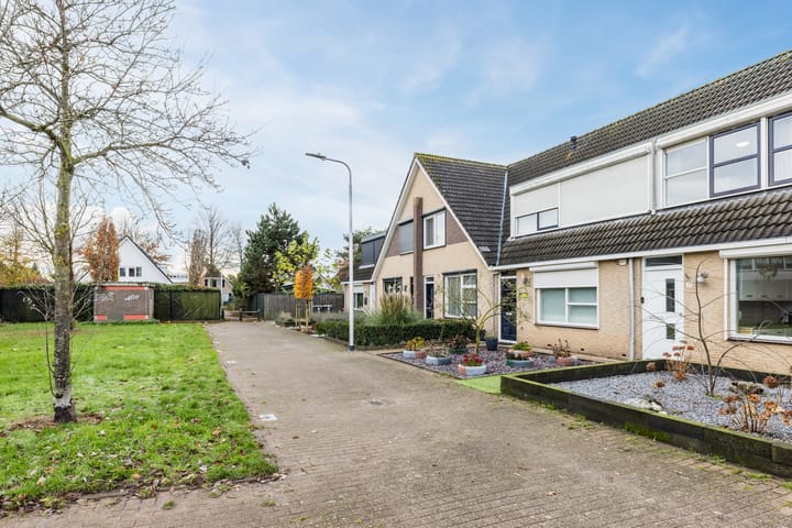 Foto 31 van Megenstraat 77