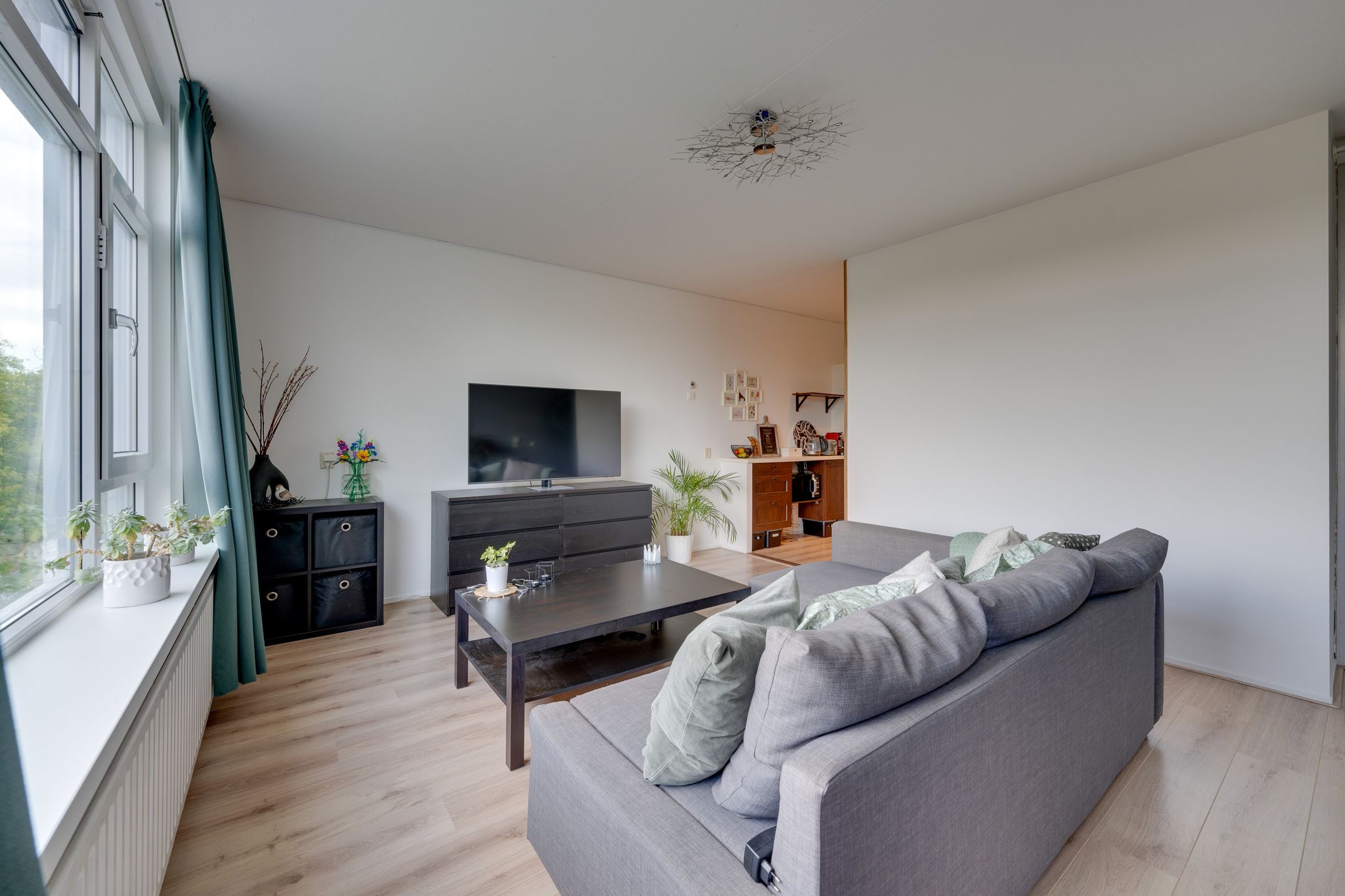 Foto 6 van Voorsteven 81