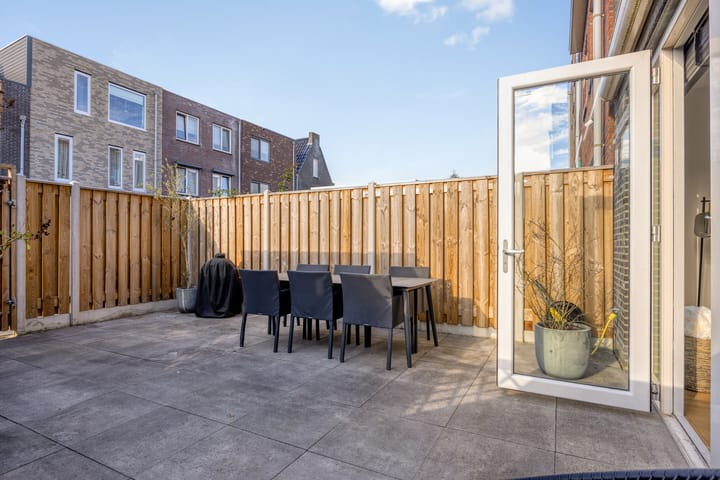 Photo 12 of Mazustraat 48