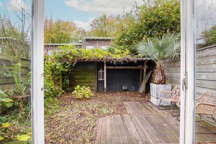 Photo 4 of Bilderdijkstraat 14