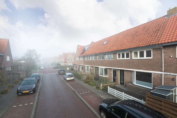 Foto 32 van Gysbert Japiksstraat 4