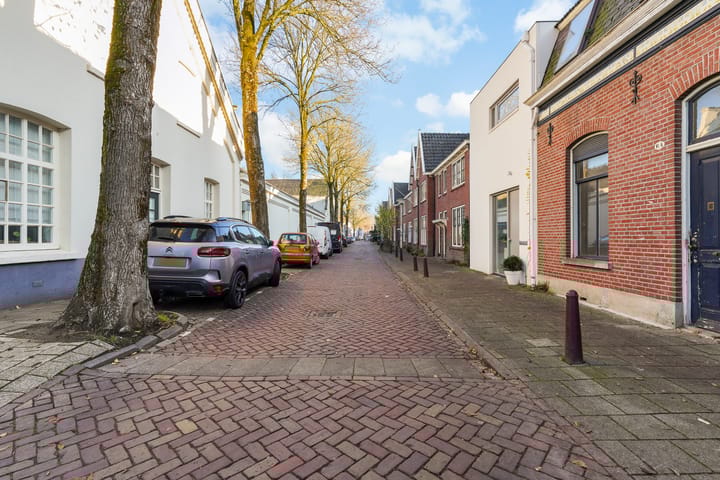 Photo 3 of Jan Aartestraat 64