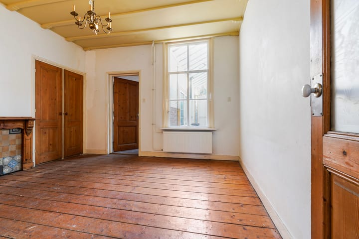 Photo 10 of Jan Aartestraat 64