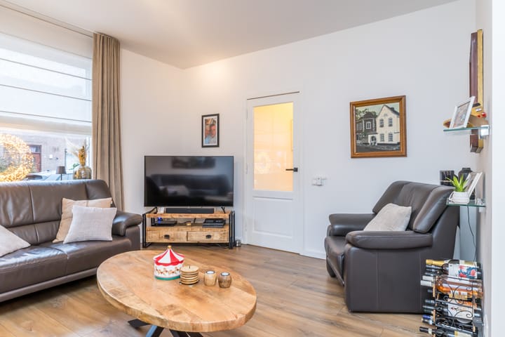 Foto 5 van Burg.Franssenstraat 22