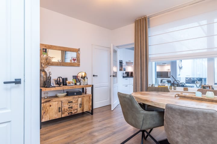 Foto 10 van Burg.Franssenstraat 22