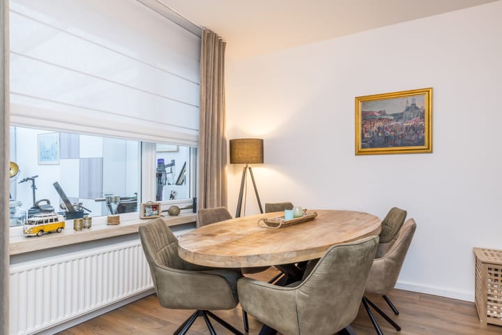 Foto 11 van Burg.Franssenstraat 22