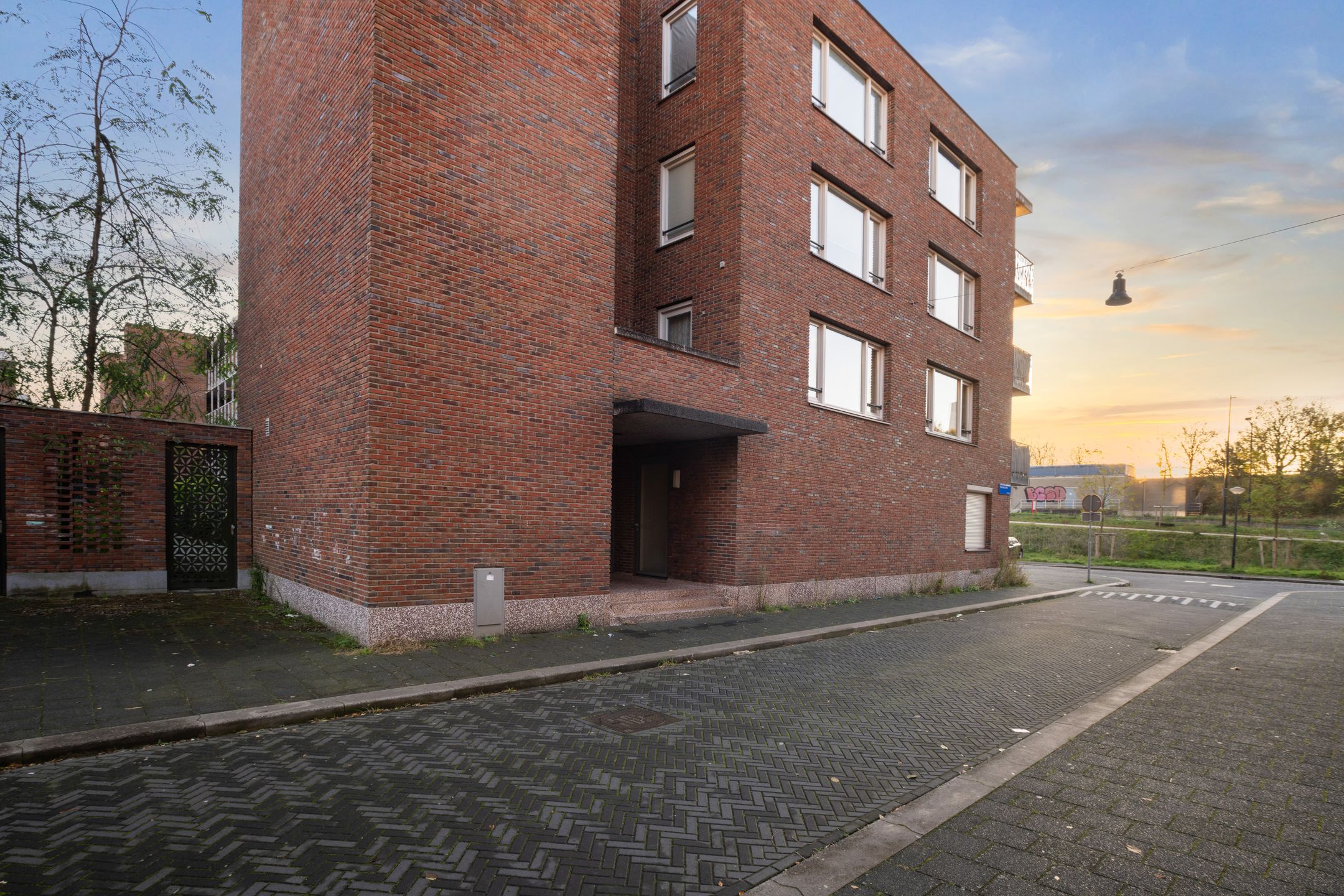 Foto 30 van Klaroenstraat 48