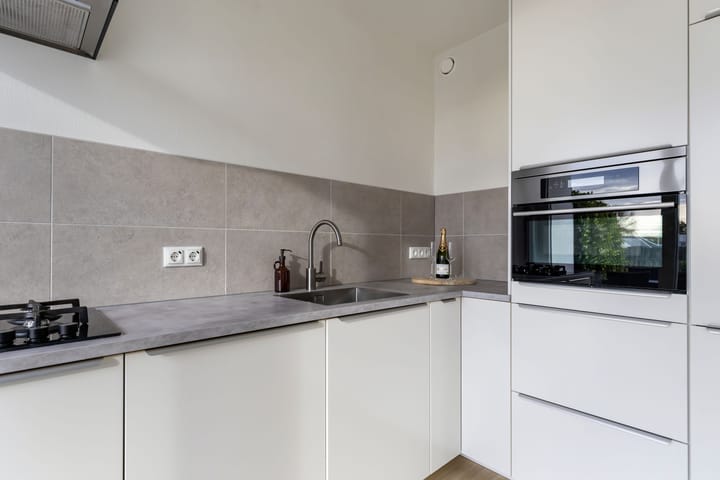 Foto 14 van Paviljoenwei 14-16