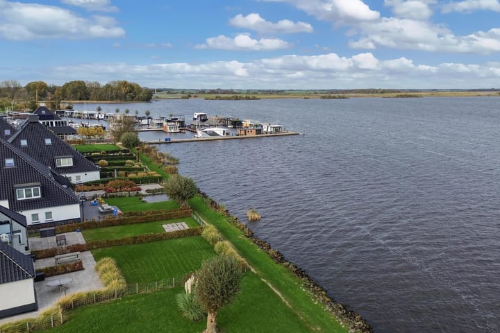 Foto 40 van Paviljoenwei 14-16