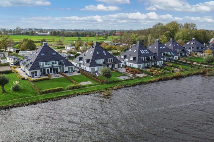 Foto 42 van Paviljoenwei 14-16