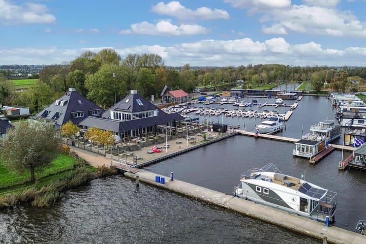 Foto 46 van Paviljoenwei 14-16