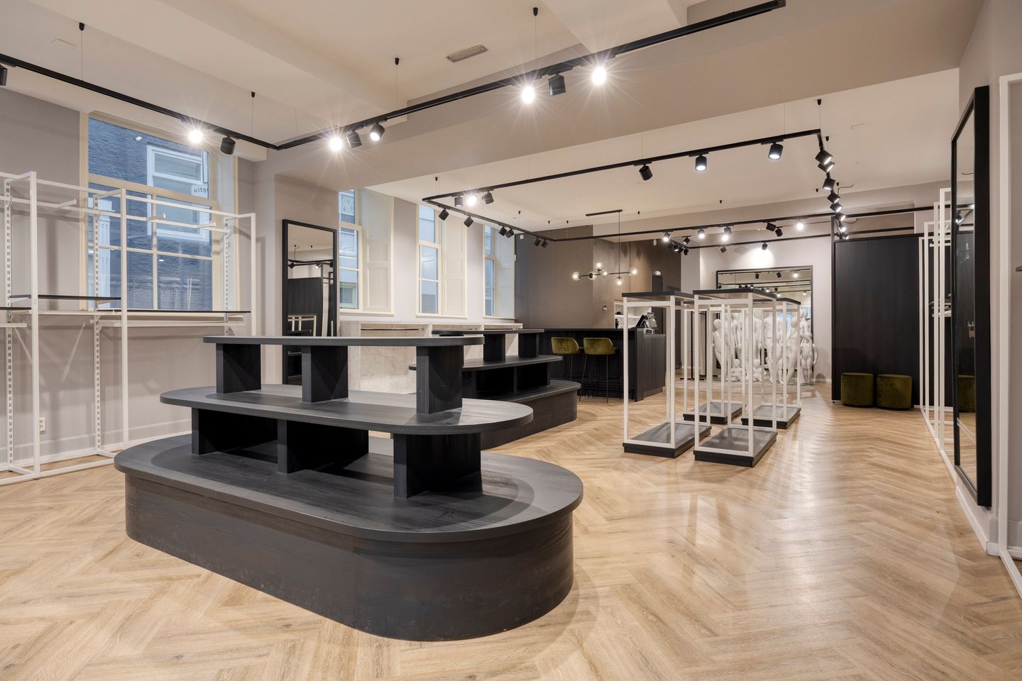 View photo 4 of Beestenmarkt 16