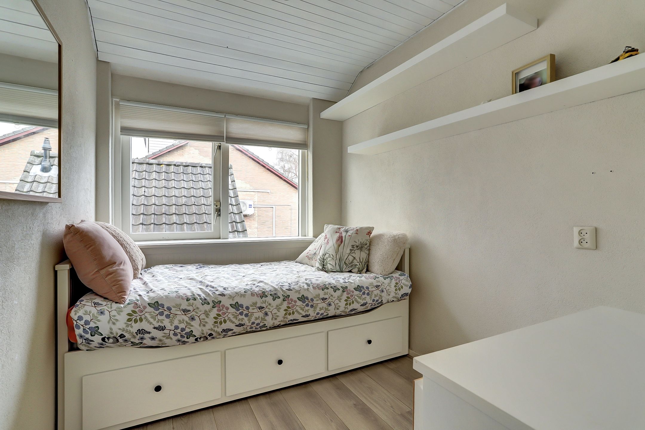 Photo 12 of Kuyperlaan 45