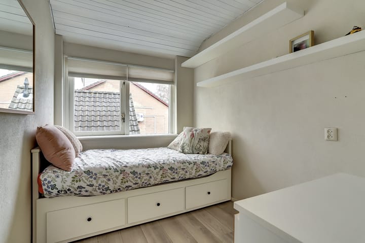 Photo 12 of Kuyperlaan 45