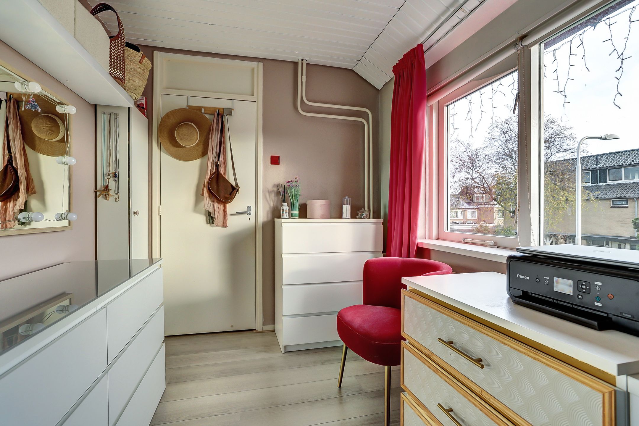 Photo 15 of Kuyperlaan 45