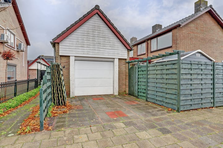 Photo 23 of Kuyperlaan 45