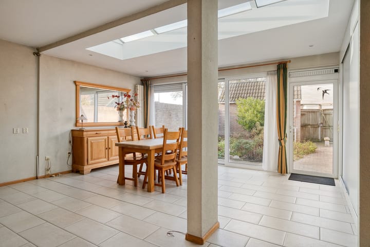 Photo 6 of Bilderdijklaan 32