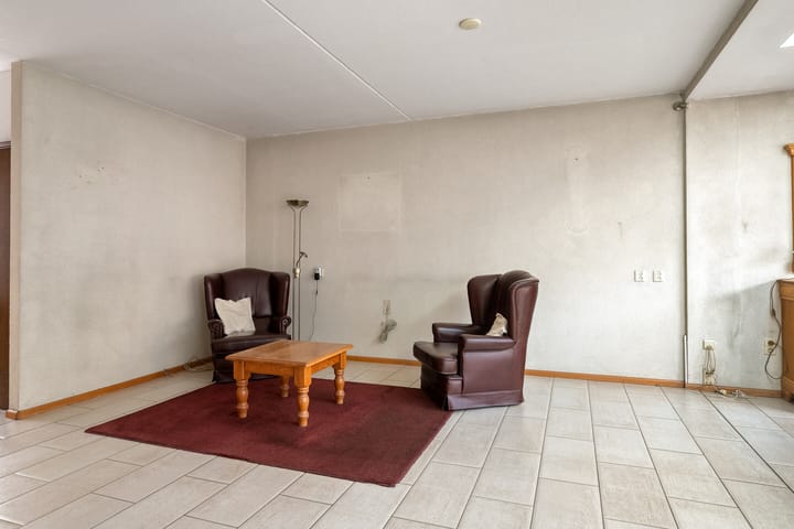 Photo 11 of Bilderdijklaan 32