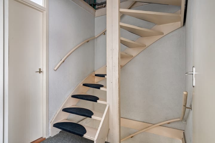 Photo 17 of Bilderdijklaan 32