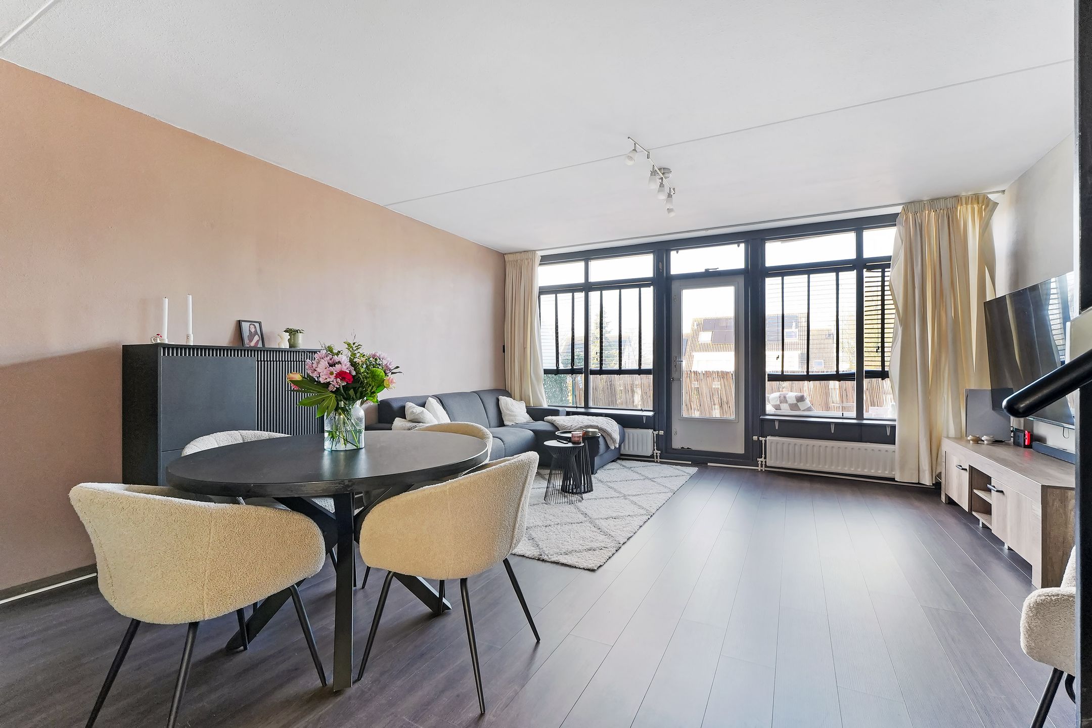 Foto 3 van Kanariesprenk 37