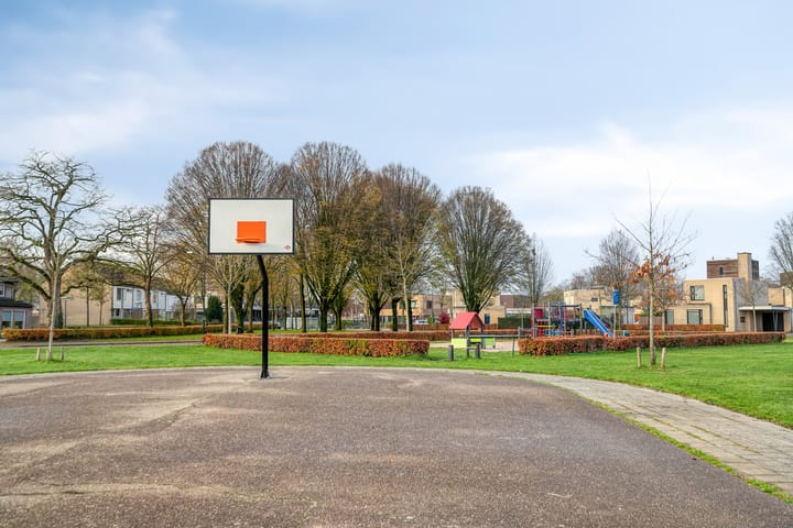 Photo 37 of Bilderdijklaan 32