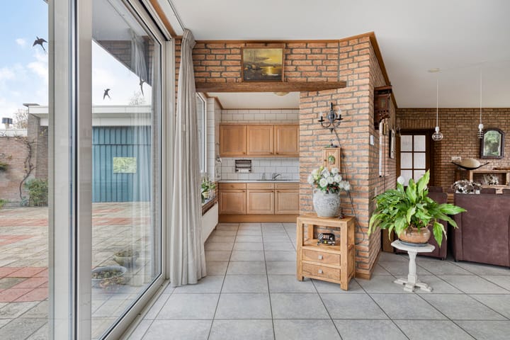 Foto 23 van Dorpsweg 11