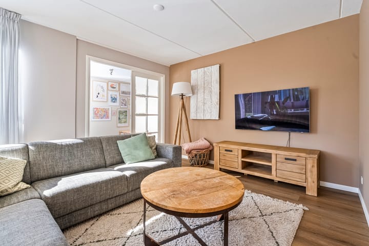 Foto 13 van Nieënhof 64