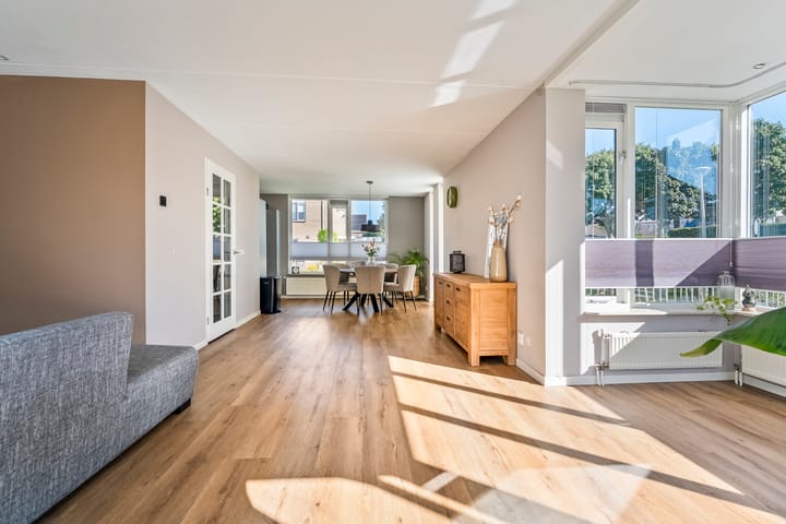 Foto 14 van Nieënhof 64