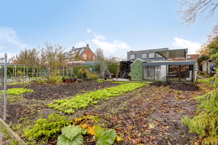 Foto 61 van Dorpsweg 11