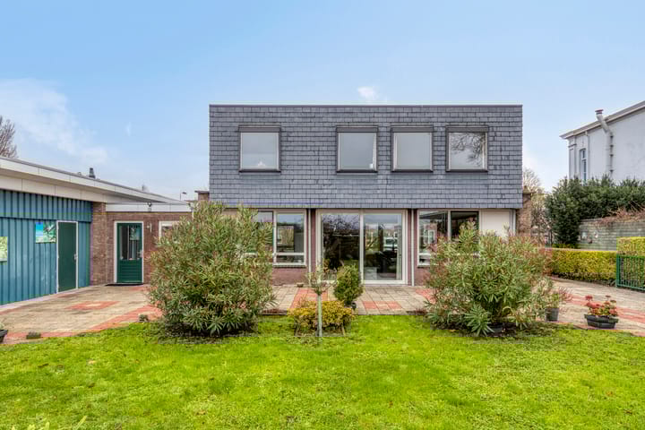 Foto 62 van Dorpsweg 11