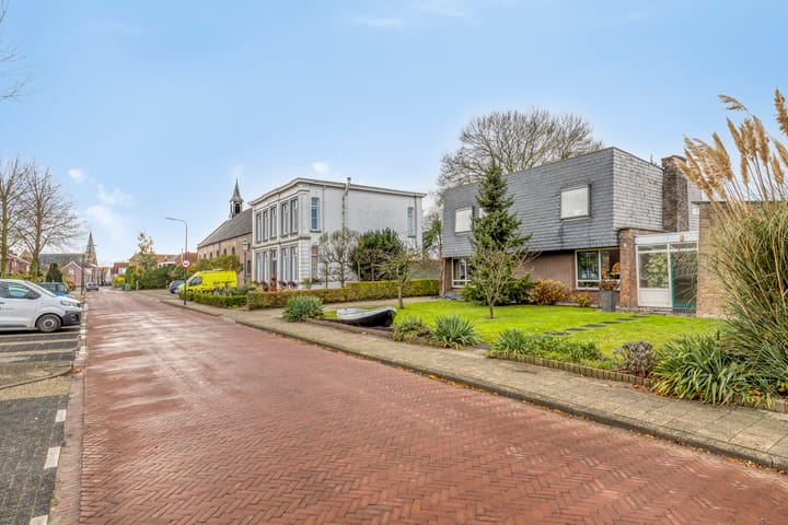 Foto 76 van Dorpsweg 11