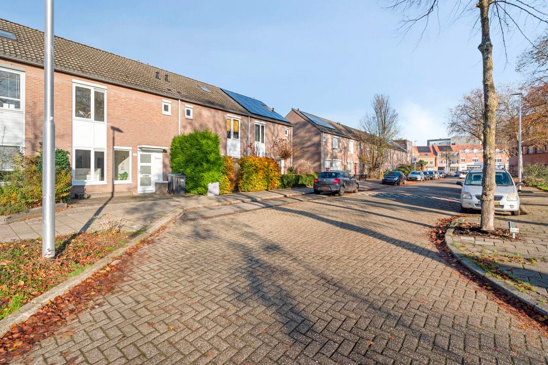 Foto 32 van Roosje Vosstraat 107