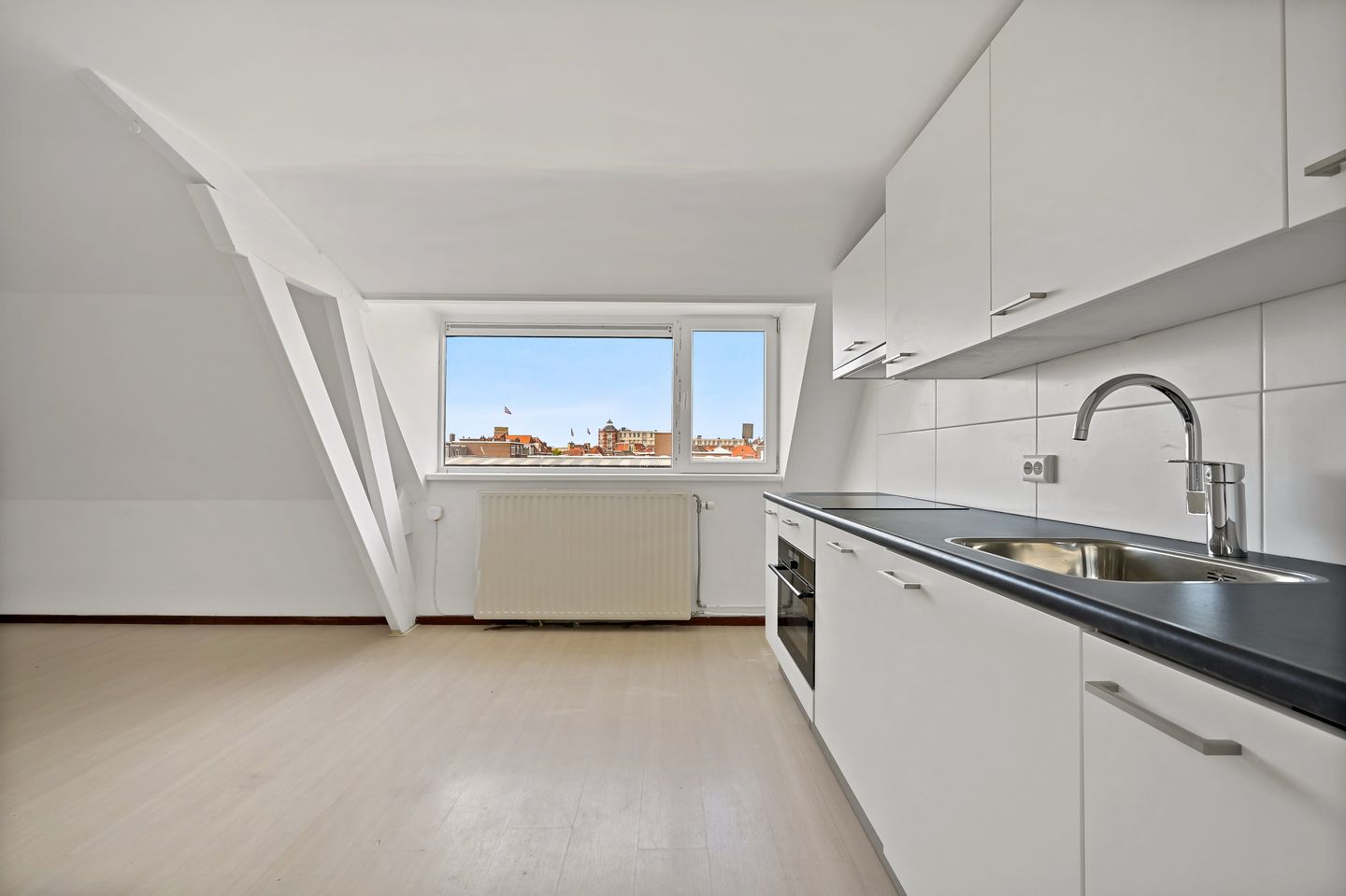 Foto 10 van Hondiusstraat 1-2