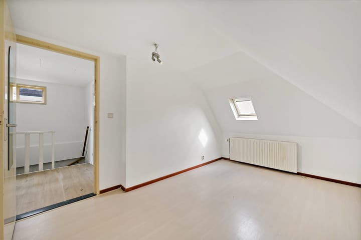 Photo 23 of Hondiusstraat 1-2