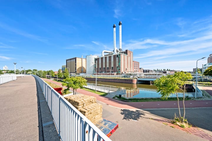 Photo 33 of Hondiusstraat 1-2