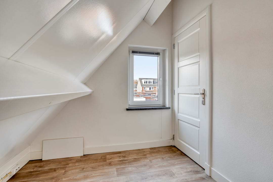 Photo 23 of Lindenstraat 2