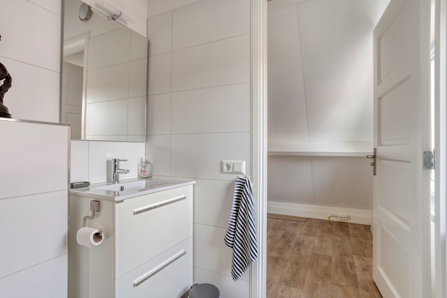 Photo 25 of Lindenstraat 2