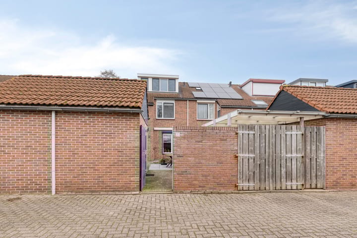 Photo 41 of Godfried Bomansstraat 20
