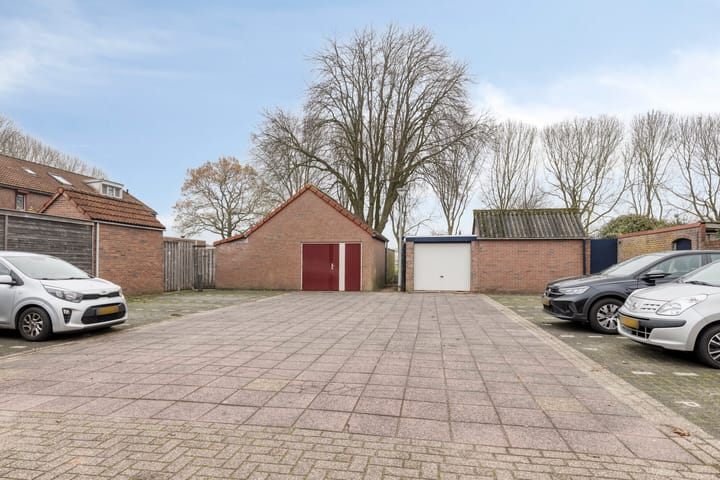 Photo 42 of Godfried Bomansstraat 20