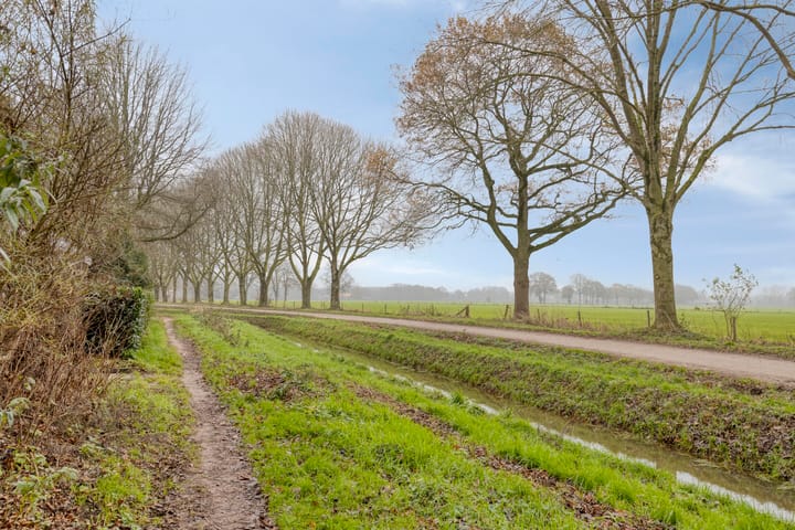 Photo 46 of Godfried Bomansstraat 20