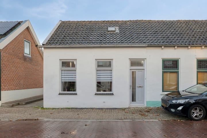 Photo 1 of Kanaalstraat 27