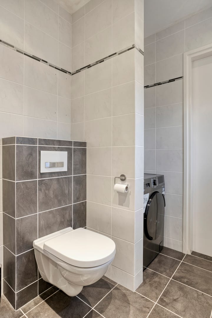 Photo 14 of Kanaalstraat 27