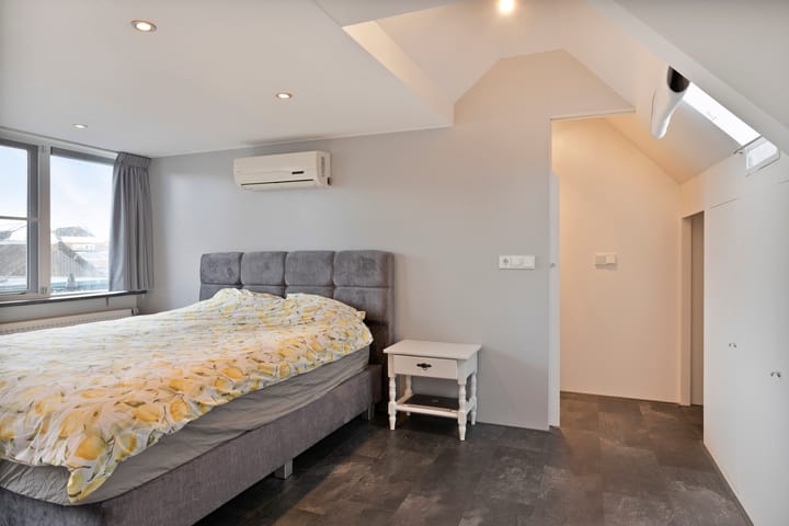 Photo 18 of Kanaalstraat 27