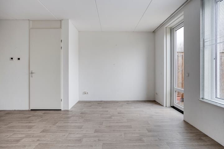 Photo 8 of Poproute 57