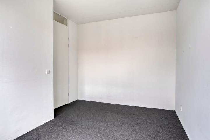 Photo 16 of Poproute 57