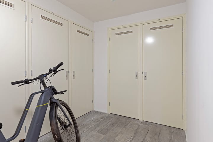 Photo 24 of Zuideinde 17-C