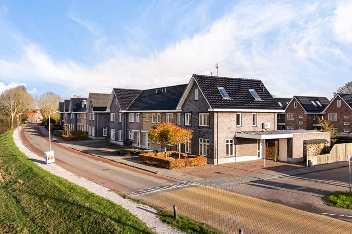 Photo 8 of Westeinde 65