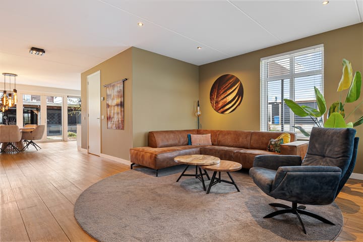 Photo 13 of Westeinde 65