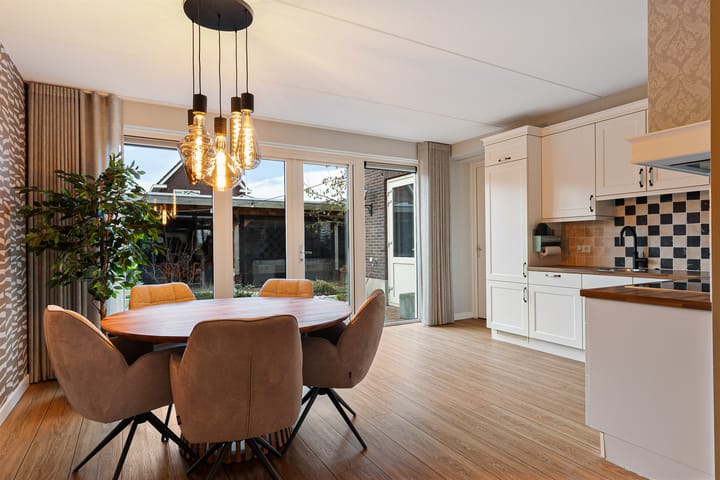 Photo 17 of Westeinde 65