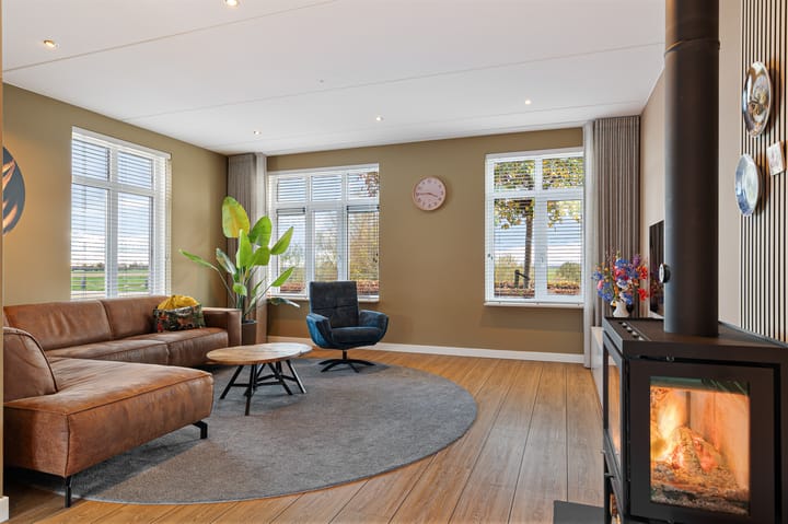 Photo 12 of Westeinde 65